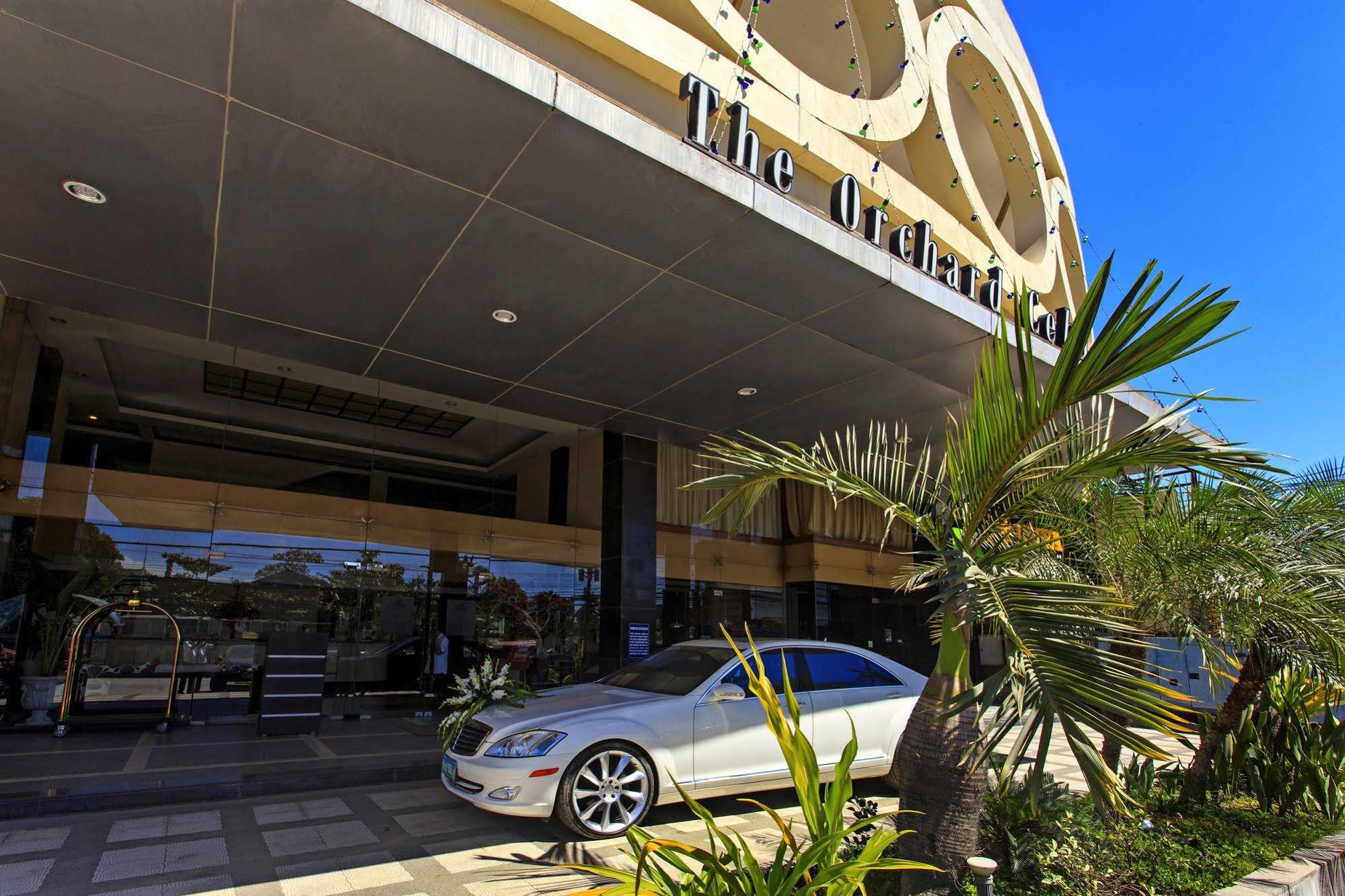 The Orchard Cebu Hotel & Suites Powered By Cocotel Exterior foto
